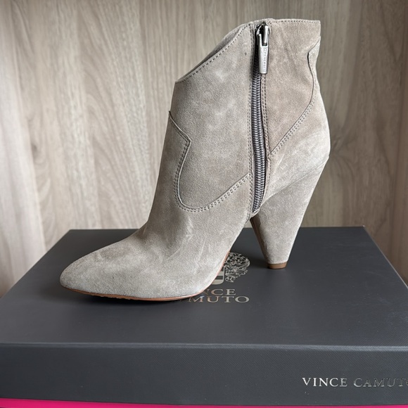 VINCE CAMUTO Gray Suede Booties - Picture 3 of 4